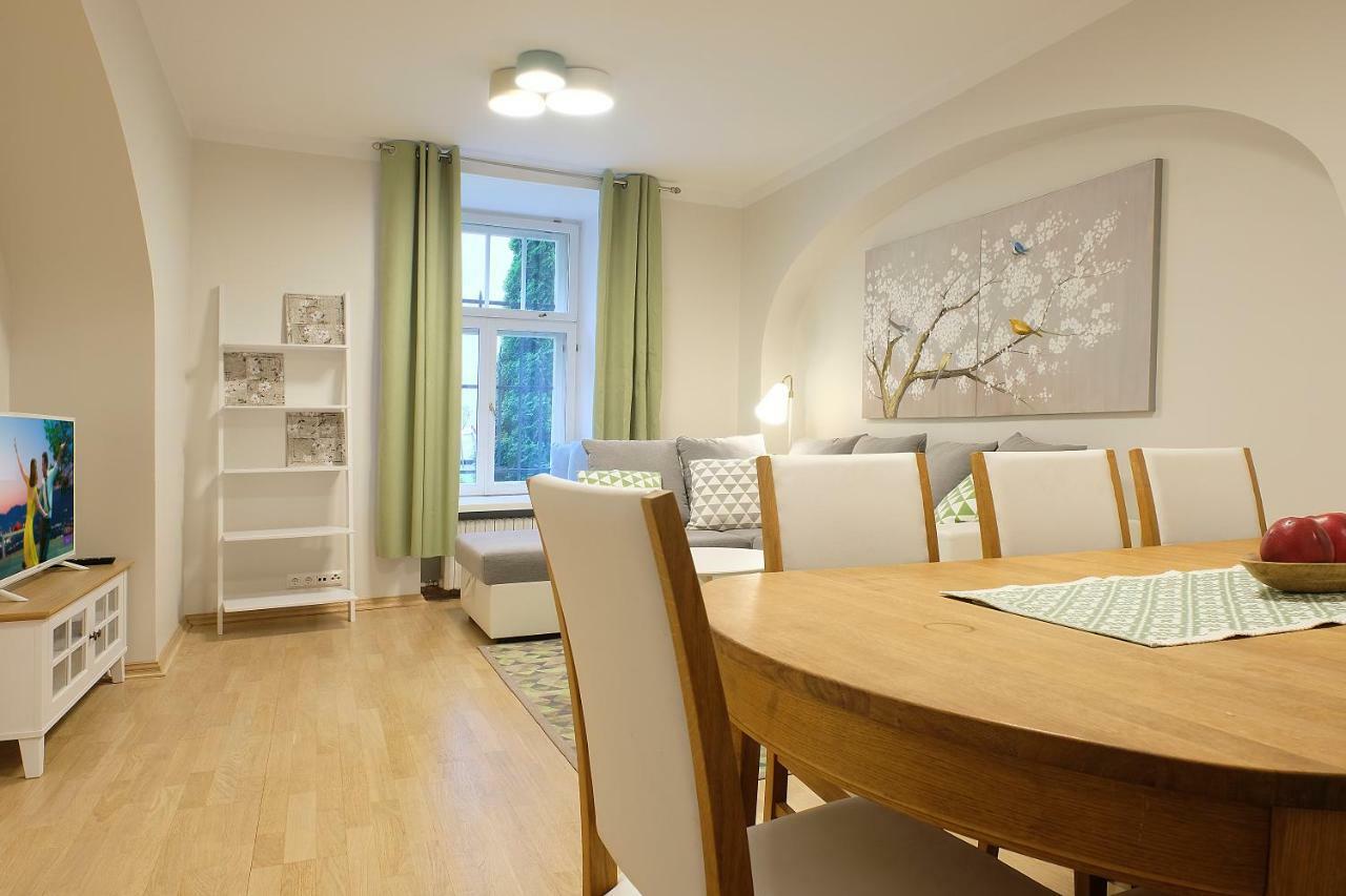Tallinnhousing Knights And Nobility -3 Bdr Home ภายนอก รูปภาพ